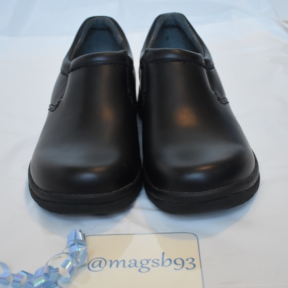 dansko wynn black